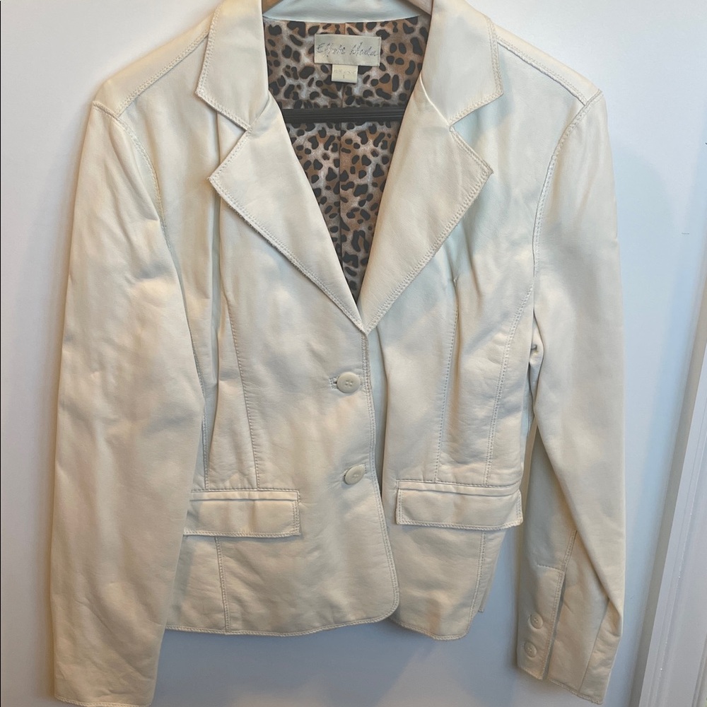 Elegant Cream Leather Jacket with Leopard Lining
